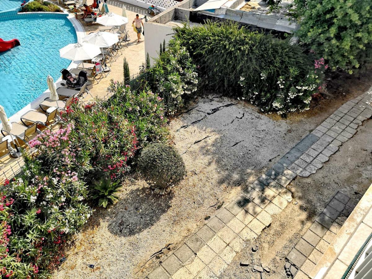 Faneromeni Court Lägenhet Paphos Exteriör bild