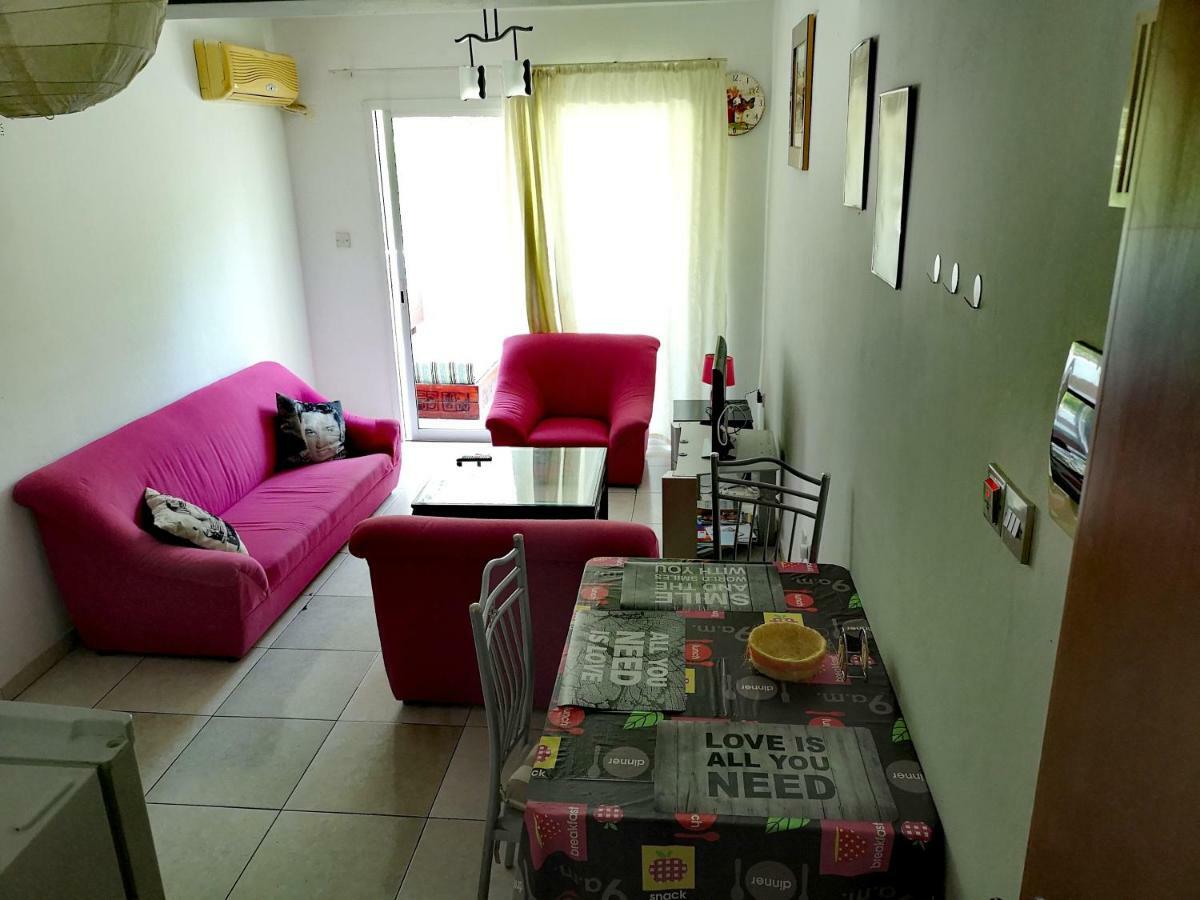 Faneromeni Court Lägenhet Paphos Exteriör bild
